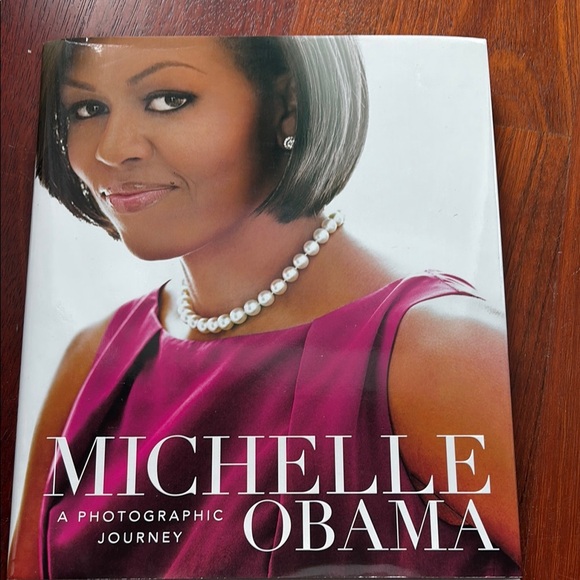 Barack Obama and Michelle Obama - 2 Hardcover Books - Picture 7 of 12